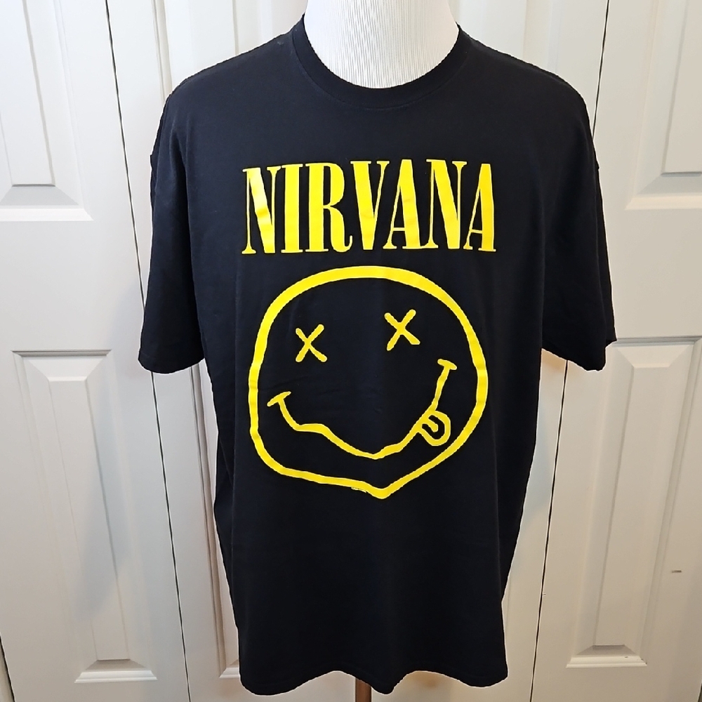 Nirvana Black T-Shirt with Yellow Smiley Logo 2XL Mens 90s